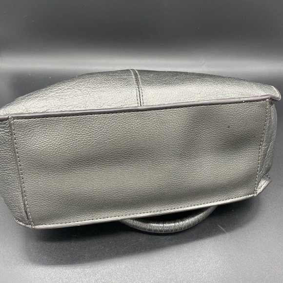 Tignanello Metallic Leather Handbag Purse Silver Pebbled Medium Braided Handle - Picture 11 of 16